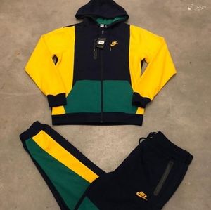 Nike Sweatsuit for sale. Top and Bottom Included